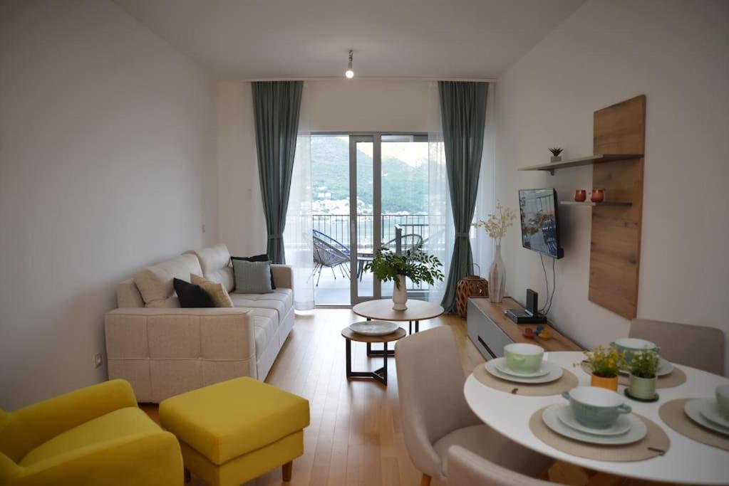 Апартаменти Design Flat With Impressive Boka Bay View Котор Екстер'єр фото
